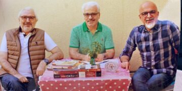 Gazeteciler Mustafa Ünal, Ercan Gün ve Reklamcı Yakup Şimşek’den Silivri fotoğrafı