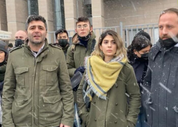 Gazeteci İzel Sezer ve Doğan Ergün’ün yargılandığı davada ilk duruşma yapıldı