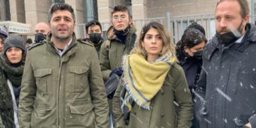 Gazeteci İzel Sezer ve Doğan Ergün’ün yargılandığı davada ilk duruşma yapıldı