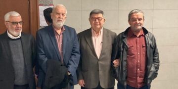 Zaman gazetesi davasında 4 yazara hapis cezası