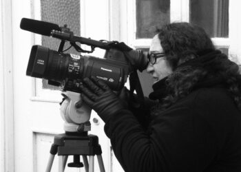 Belgeselci Tekin, bu kez ‘farklı kişiyle karıştırıldığı’ için yargılanıyor