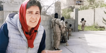 Gazeteci Elif Akkuş tahliye oldu