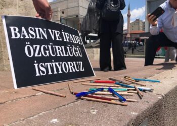 Gazeteciler Bilge Aksu ve Mehmet Uçar tutuklandı