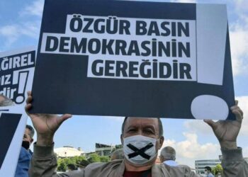 Basın Özgürlüğü Raporu: Gazeteciler, nisan ayında 75 kez hâkim karşısına çıktı
